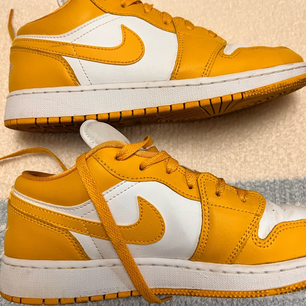 Air Jordan 1 Low